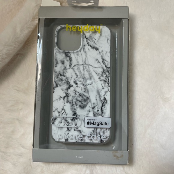 heyday Other - Heyday marble iPhone 13 cover NIB